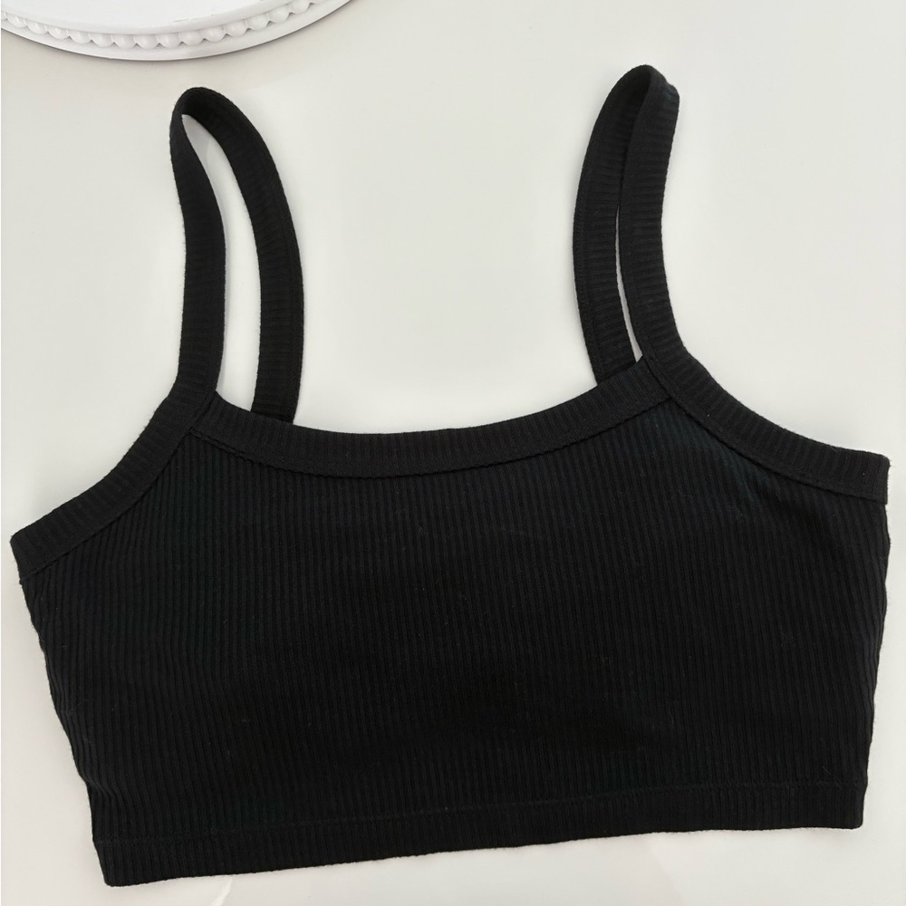 ALO Yoga Black Ribbed Cropped Whisper Bra Tank